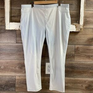 Ladies Stretch Jeans, Size XL, Light Blue Fade